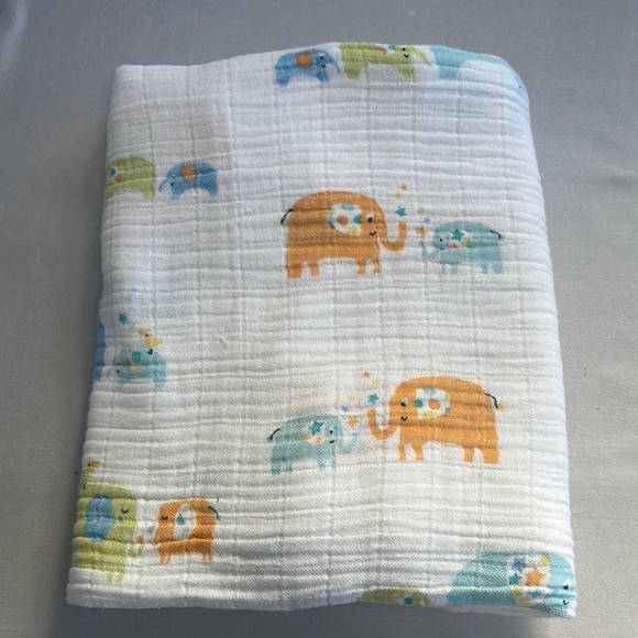 Angel Dear - Elephant Print Baby Blanket - White, Blue, Orange. Bamboo - Picture 1 of 3